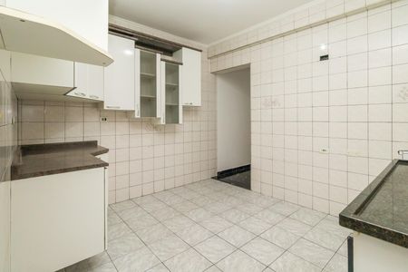 Casa à venda com 170m², 3 quartos e 2 vagas Casa à venda com 170m², 3 quartos e 2 vagasCozinha