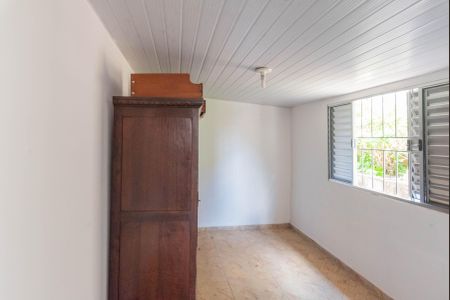 Casa à venda com 119m², 2 quartos e 2 vagasCasa 2- Quarto 1