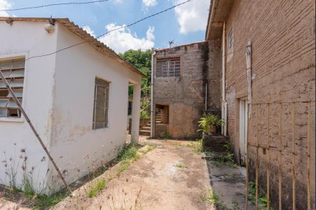 Casa à venda com 119m², 2 quartos e 2 vagasCasa 2-Quintal