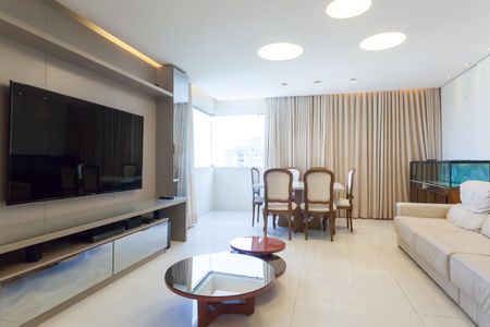 Apartamento à venda com 120m², 3 quartos e 2 vagassala