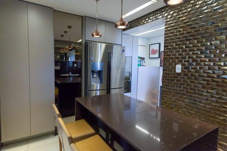 Apartamento à venda com 120m², 3 quartos e 2 vagasCozinha