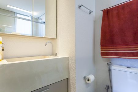 Apartamento à venda com 120m², 3 quartos e 2 vagasBanheiro suite 