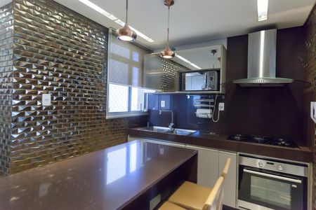 Apartamento à venda com 120m², 3 quartos e 2 vagasCozinha