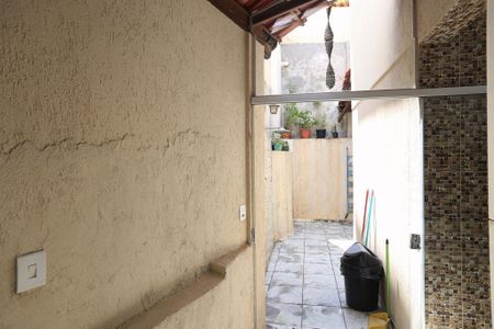 Apartamento à venda com 120m², 2 quartos e 1 vagaÁrea de Serviço