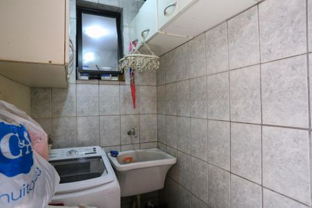 Apartamento à venda com 120m², 2 quartos e 1 vagaÁrea de Serviço