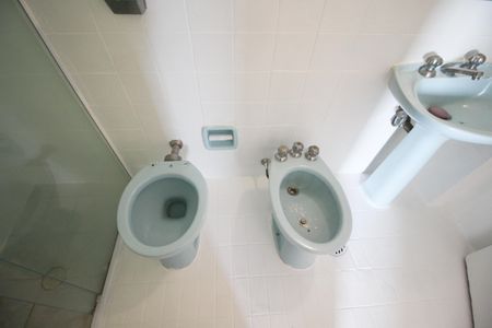 Apartamento à venda com 65m², 2 quartos e 1 vaga Apartamento à venda com 65m², 2 quartos e 1 vagaBanheiro