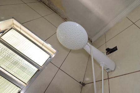 Casa à venda com 125m², 2 quartos e 2 vagasBanheiro - Chuveiro