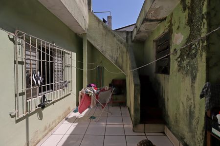 Casa à venda com 125m², 2 quartos e 2 vagasCorredor