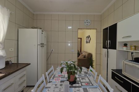 Casa à venda com 125m², 2 quartos e 2 vagasCozinha