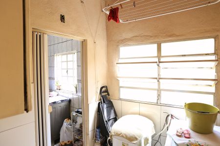 Casa à venda com 200m², 3 quartos e 2 vagasÁrea de Serviço