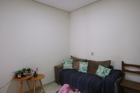 Casa à venda com 200m², 3 quartos e 2 vagasSala
