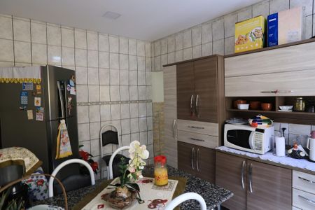 Casa à venda com 200m², 3 quartos e 2 vagasCozinha