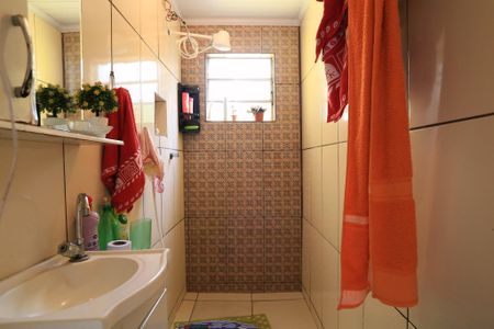 Casa à venda com 200m², 3 quartos e 2 vagasBanheiro da Suíte