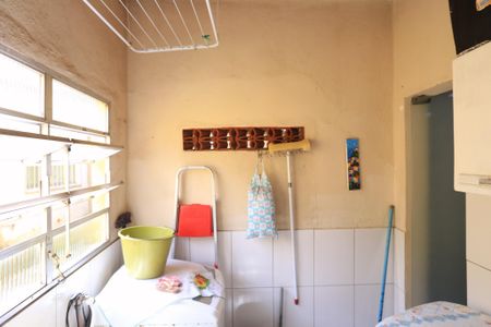 Casa à venda com 200m², 3 quartos e 2 vagasÁrea de Serviço