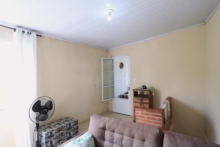 Casa à venda com 200m², 3 quartos e 2 vagasSala de TV