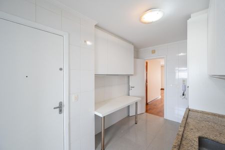 Apartamento para alugar com 101m², 3 quartos e 2 vagasCozinha