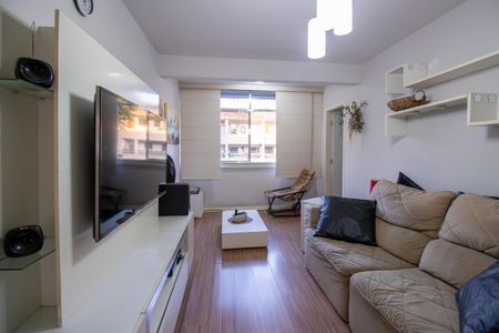 Apartamento à venda com 80m², 2 quartos e 1 vagaSala