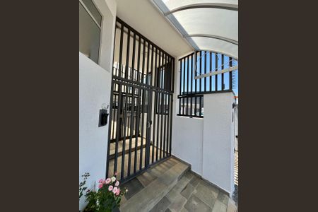 Apartamento para alugar com 68m², 2 quartos e 1 vaga Apartamento para alugar com 68m², 2 quartos e 1 vagaFachada da portaria