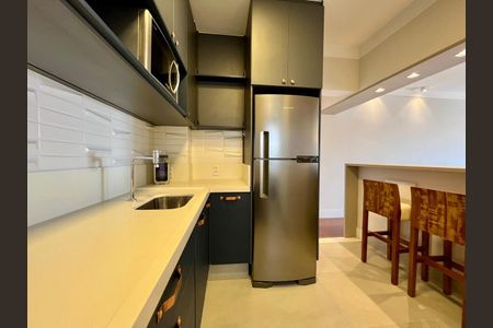 Apartamento para alugar com 68m², 2 quartos e 1 vaga Apartamento para alugar com 68m², 2 quartos e 1 vagaCozinha