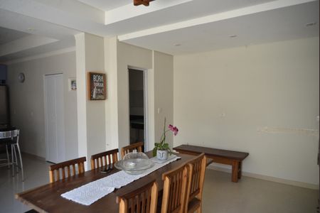 Casa à venda com 223m², 4 quartos e 4 vagasÁrea gourmet