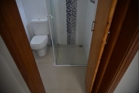 Casa à venda com 223m², 4 quartos e 4 vagasBanheiro da Suite1