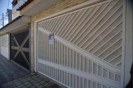 Casa à venda com 223m², 4 quartos e 4 vagasPlaca