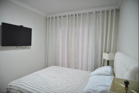 Casa à venda com 223m², 4 quartos e 4 vagasQuarto Suite 2