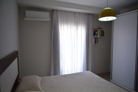 Casa à venda com 223m², 4 quartos e 4 vagasQuarto 2