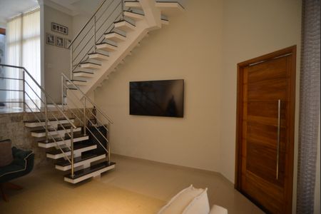 Sala de casa à venda com 4 quartos, 223m² em Santa Terezinha, Santo André