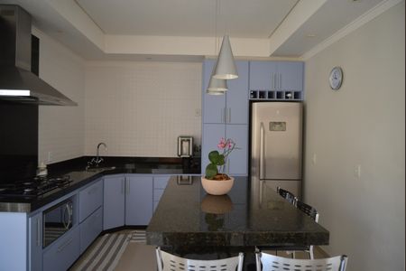 Casa à venda com 223m², 4 quartos e 4 vagasCozinha