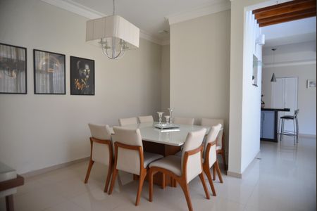 Casa à venda com 223m², 4 quartos e 4 vagasCozinha