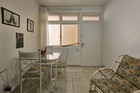 Sala de apartamento para alugar com 2 quartos, 68m² em Centro, Guarujá