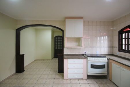 Casa para alugar com 200m², 3 quartos e 3 vagas Casa para alugar com 200m², 3 quartos e 3 vagasCozinha
