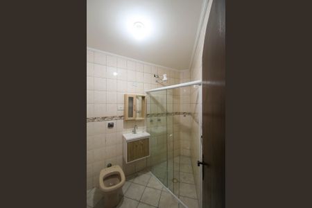 Casa para alugar com 200m², 3 quartos e 3 vagas Casa para alugar com 200m², 3 quartos e 3 vagasBanheiro 2