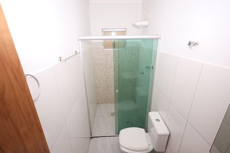 Banheiro de casa de condomínio para alugar com 2 quartos, 70m² em Setor Bueno, Goiânia