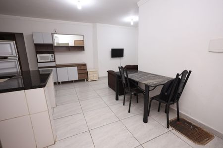 Sala/Cozinha de casa de condomínio para alugar com 2 quartos, 70m² em Setor Bueno, Goiânia