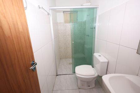 Banheiro de casa de condomínio para alugar com 2 quartos, 70m² em Setor Bueno, Goiânia