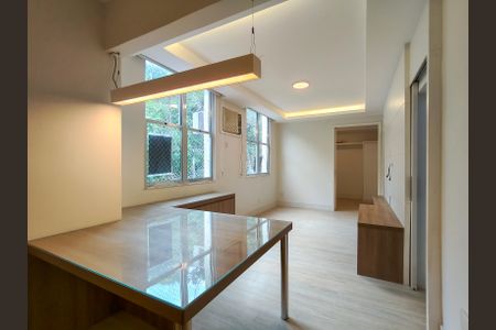 Sala de apartamento à venda com 3 quartos, 72m² em Vila Isabel, Rio de Janeiro