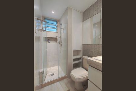 Apartamento para alugar com 72m², 3 quartos e 1 vaga Apartamento para alugar com 72m², 3 quartos e 1 vagaBanheiro Corredor