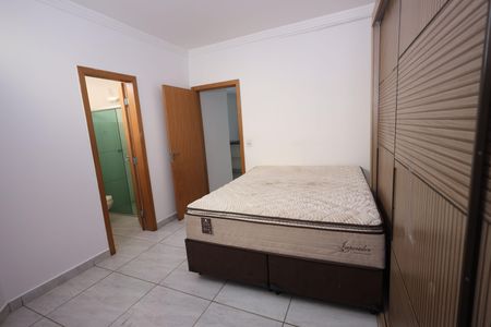 Quarto de casa de condomínio para alugar com 1 quarto, 70m² em Setor Bueno, Goiânia