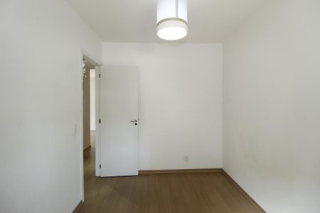 Apartamento à venda com 74m², 3 quartos e 2 vagasQuarto 2