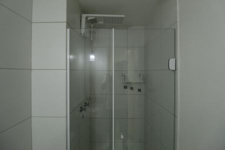 Apartamento à venda com 74m², 3 quartos e 2 vagasBanheiro