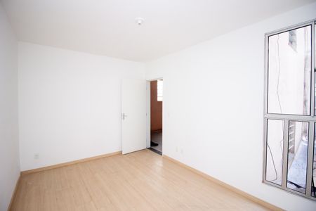 Sala de apartamento à venda com 2 quartos, 45m² em Fonte Grande, Contagem