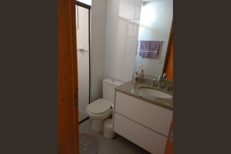 Apartamento à venda com 67m², 2 quartos e 2 vagas Apartamento à venda com 67m², 2 quartos e 2 vagasBanheiro 2