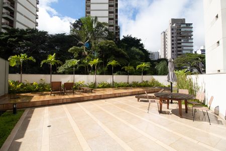 Apartamento para alugar com 70m², 2 quartos e 1 vaga
