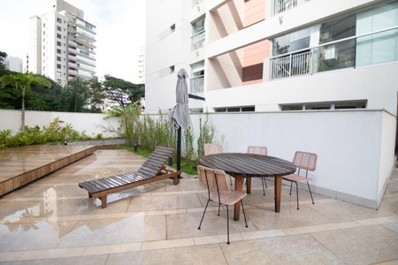 Apartamento para alugar com 70m², 2 quartos e 1 vaga