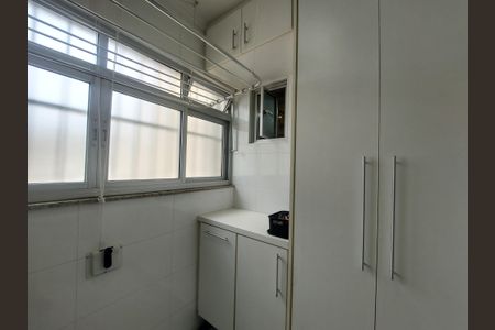 Apartamento para alugar com 72m², 3 quartos e 1 vagaÁrea de Serviço