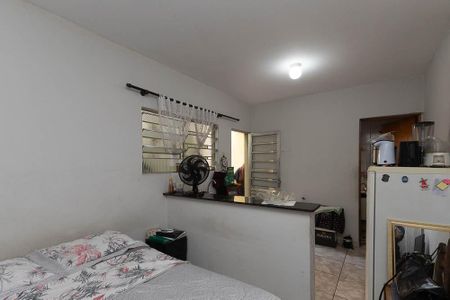 Casa à venda com 310m², 5 quartos e 3 vagas Casa à venda com 310m², 5 quartos e 3 vagasCasa Fundos Quarto / Cozinha