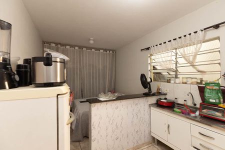 Casa à venda com 310m², 5 quartos e 3 vagas Casa à venda com 310m², 5 quartos e 3 vagasCasa Fundos Quarto / Cozinha