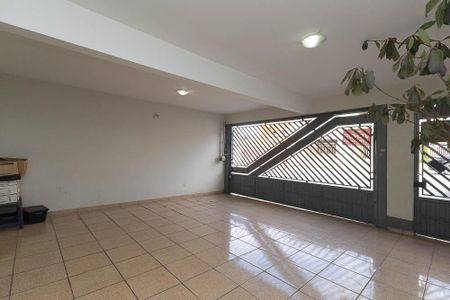Casa à venda com 310m², 5 quartos e 3 vagas Casa à venda com 310m², 5 quartos e 3 vagasGaragem